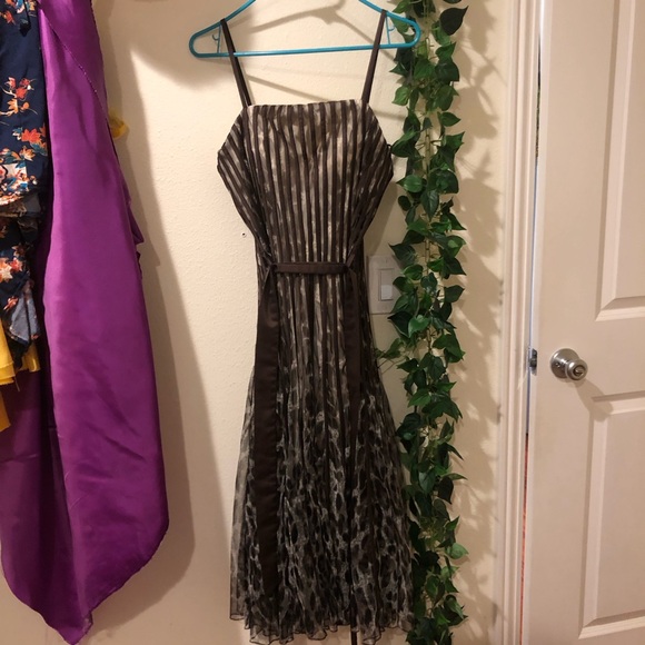 Striped brown cheetah print tulle A-line strapless knee length formal dress - Picture 1 of 7